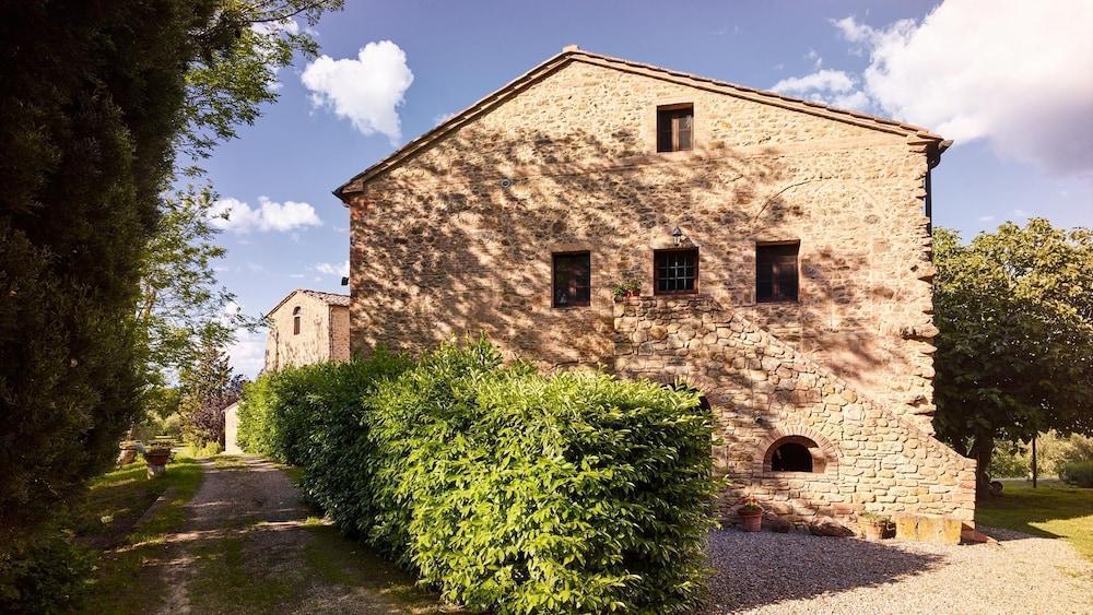 Agriturismo Podere Cortilla Volterra Exterior photo