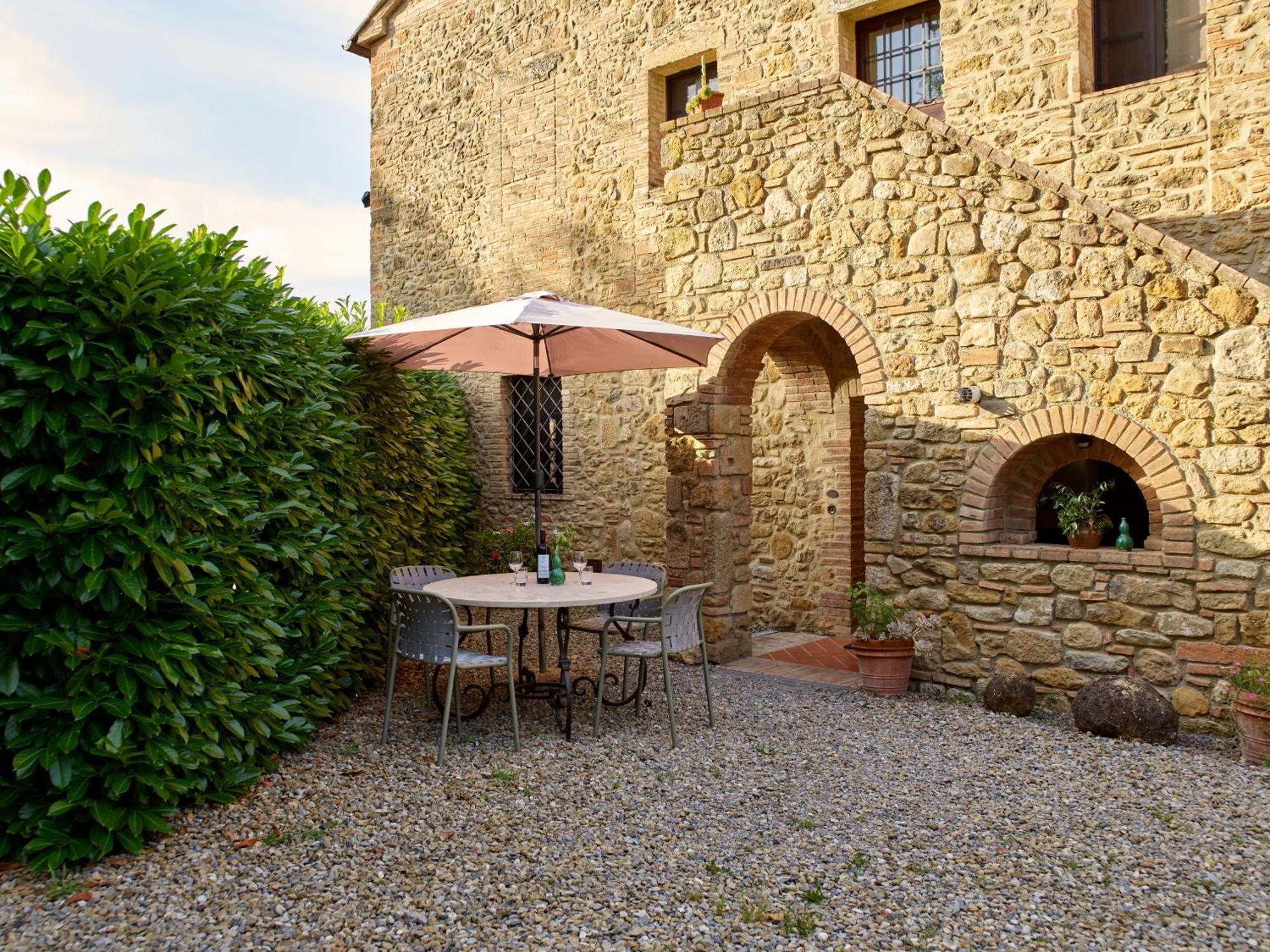 Agriturismo Podere Cortilla Volterra Exterior photo