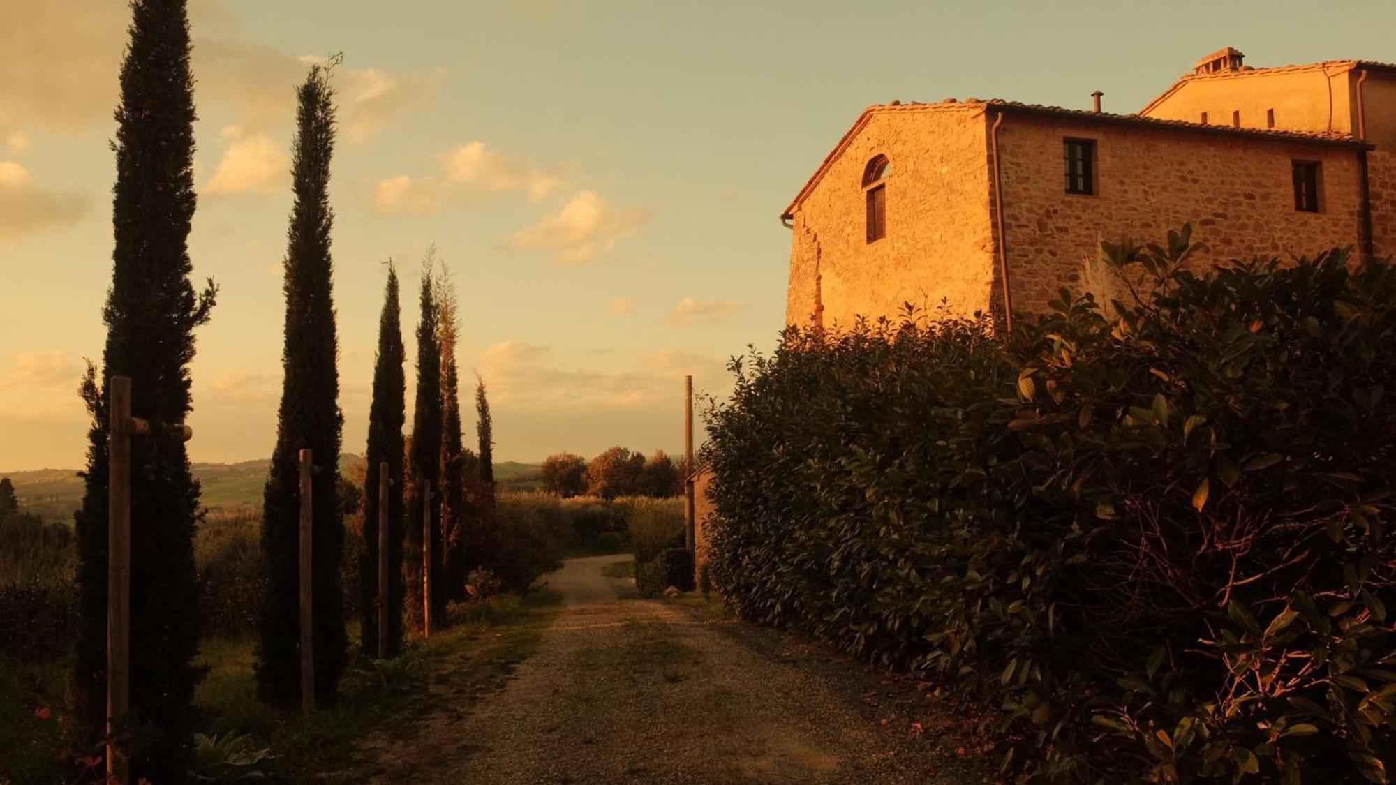 Agriturismo Podere Cortilla Volterra Exterior photo