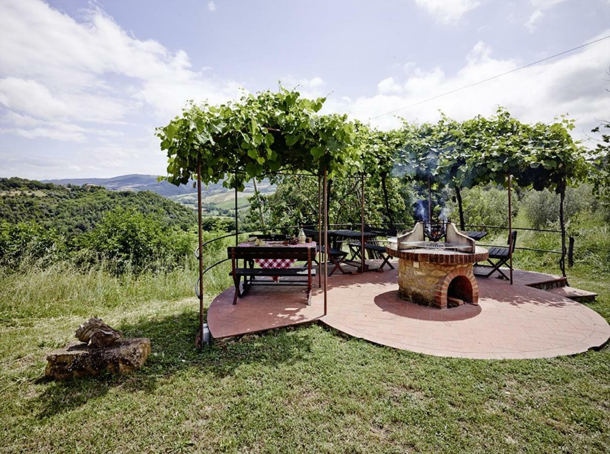 Agriturismo Podere Cortilla Volterra Exterior photo